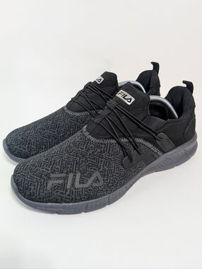 FILA Men’s Sneakers Size 10.5 Gray Black Athletic Lightweight Walking Gym Shoes